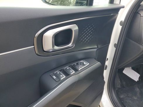 New 2025 Kia Sorento EX image 6