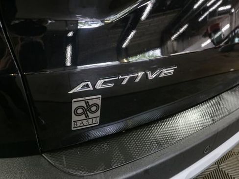 Used 2023 Ford Escape Active w/ Tech Pack #1 AWD/4WD image 9