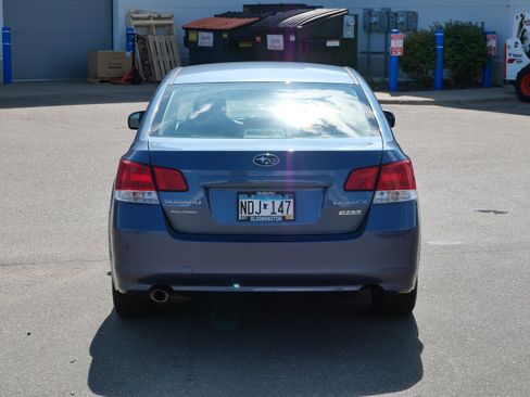 Used 2013 Subaru Legacy 2.5i Premium w/ All-Weather Pkg AWD/4WD image 6