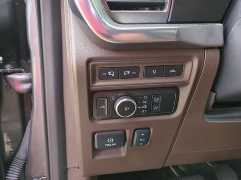 Used 2024 Ford F150 King Ranch w/ FX4 Off-Road Package image 13