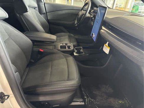 New 2025 Ford Mustang Mach-E GT image 27