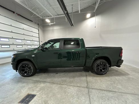 New 2026 RAM 1500 Big Horn AWD/4WD image 9