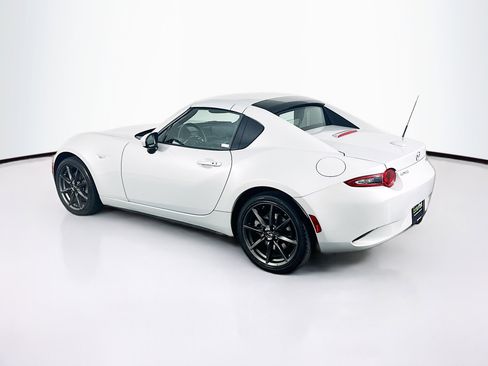 Used 2018 MAZDA MX-5 Miata RF Grand Touring RWD image 5