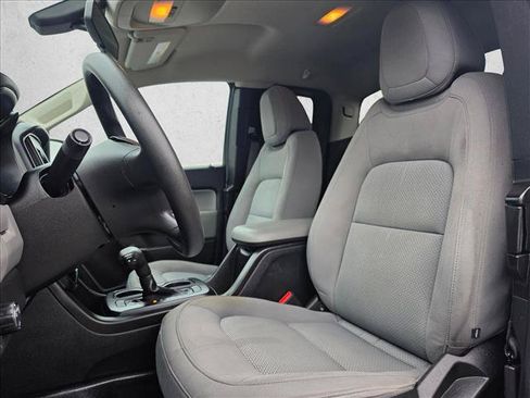 Used 2019 Chevrolet Colorado W/T RWD image 22