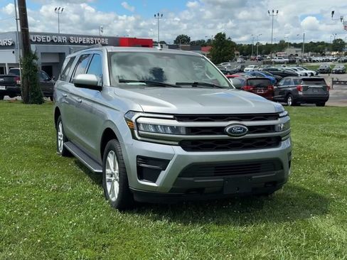 Used 2022 Ford Expedition Max XLT AWD/4WD image 9