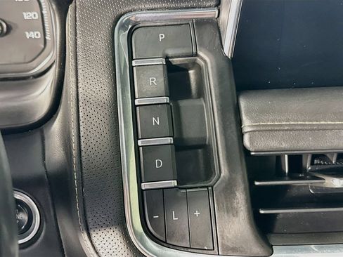 Used 2021 GMC Yukon SLT RWD image 16