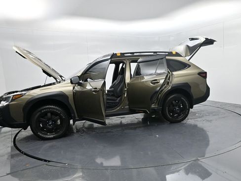 Used 2025 Subaru Outback Wilderness w/ Wilderness Package image 75