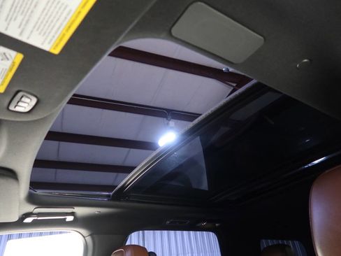 Used 2024 Lincoln Navigator Reserve image 37