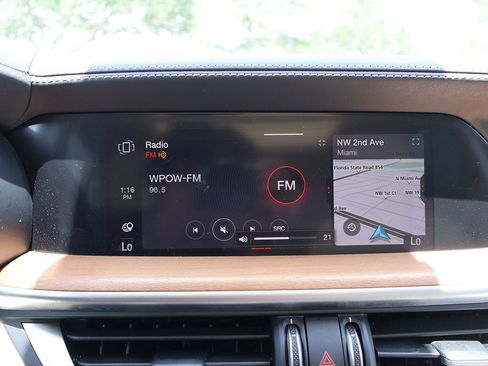 Used 2021 Alfa Romeo Stelvio Ti w/ Premium Package AWD/4WD image 48