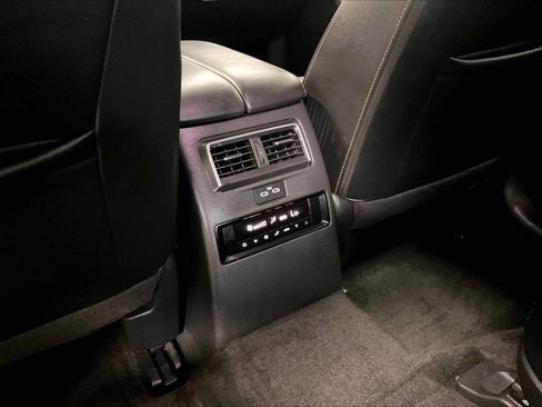 Used 2024 MAZDA CX-90 3.3 Turbo w/ Preferred Plus AWD/4WD image 29