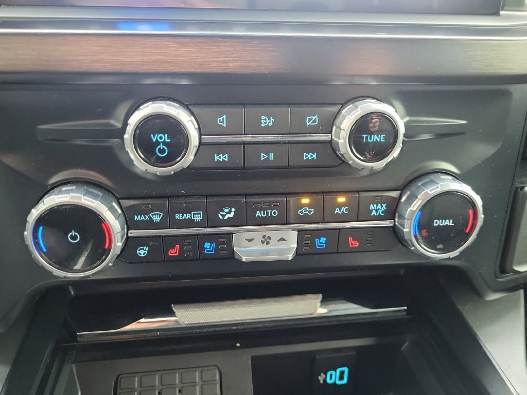 Used 2023 Ford F250 Lariat w/ Chrome Package AWD/4WD image 27