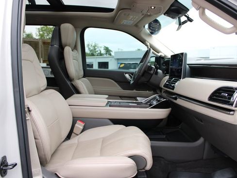 Used 2023 Lincoln Navigator Reserve RWD image 31