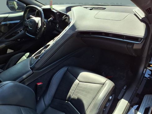 Used 2021 Chevrolet Corvette Stingray Preferred Conv w/ Z51 Performance Package image 5