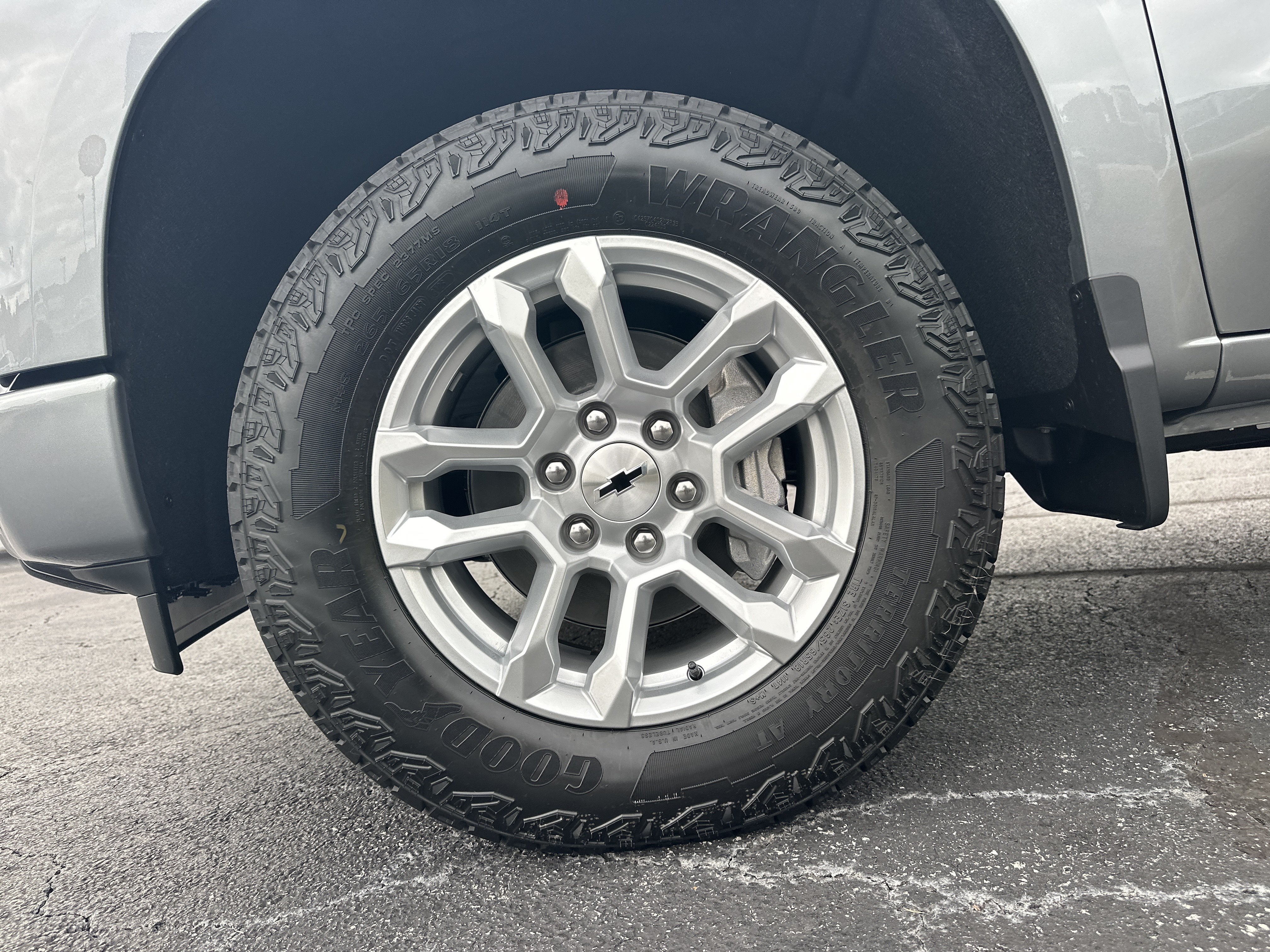 New 2026 Chevrolet Silverado 1500 RST AWD/4WD image 13