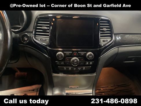 Used 2020 Jeep Grand Cherokee Trailhawk AWD/4WD image 19