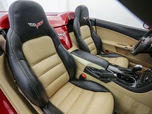 Used 2010 Chevrolet Corvette Grand Sport w/ Preferred Equipment Group RWD image 19