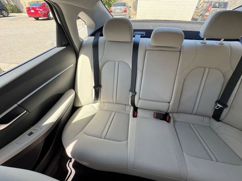 Used 2025 Hyundai Sonata SEL FWD image 40
