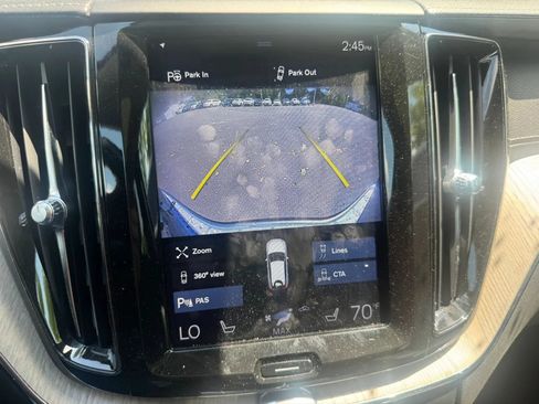 Used 2018 Volvo XC60 T8 Inscription w/ Advanced Package AWD/4WD image 29