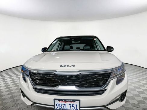 Certified 2023 Kia Seltos S image 3