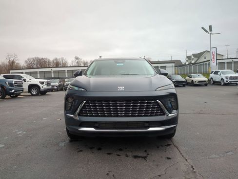 New 2026 Buick Envision Avenir image 2