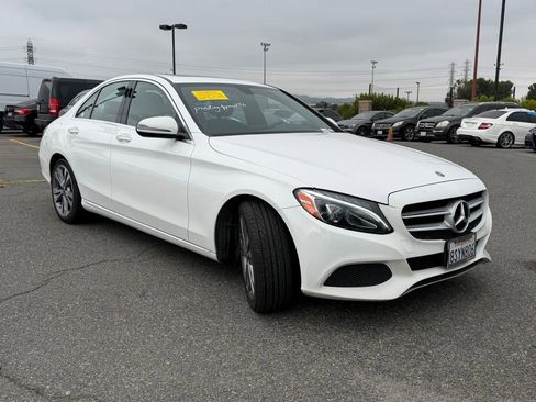 Used 2018 Mercedes-Benz C 300 Sedan image 3