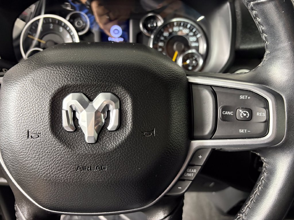 Used 2022 RAM 1500 Big Horn AWD/4WD image 22