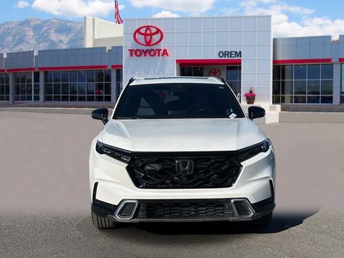 Used 2024 Honda CR-V Sport Touring image 2