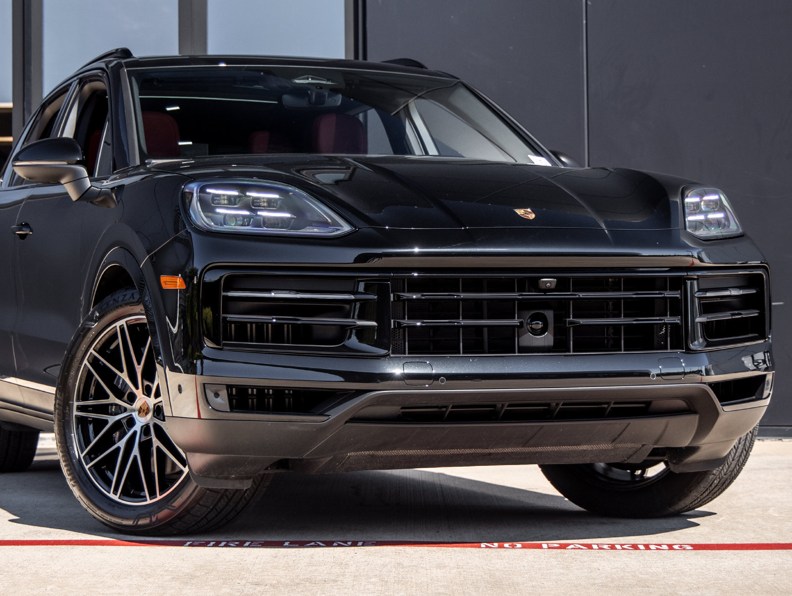 Certified 2026 Porsche Cayenne AWD/4WD image 9