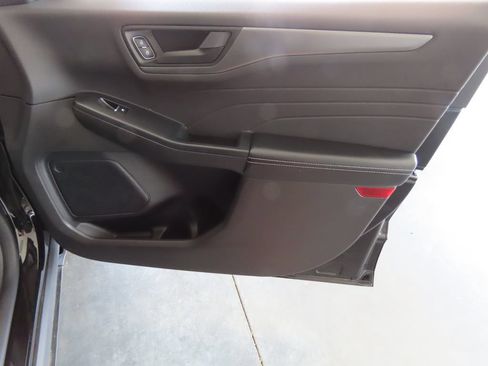 Used 2024 Ford Escape Active FWD image 38