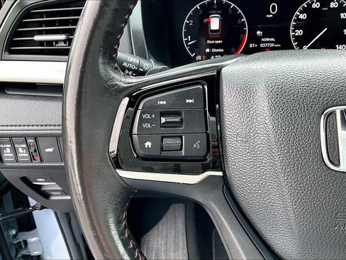 Used 2025 Honda Odyssey Sport-L image 17