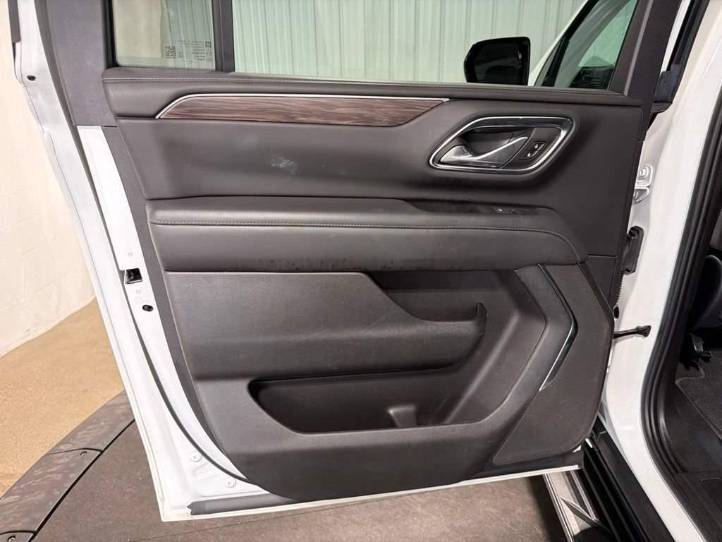Certified 2023 Chevrolet Suburban LS AWD/4WD image 17