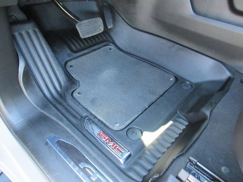 Certified 2024 GMC Sierra 2500 AT4 AWD/4WD image 27