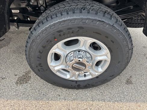 New 2025 Ford F350 XLT image 12