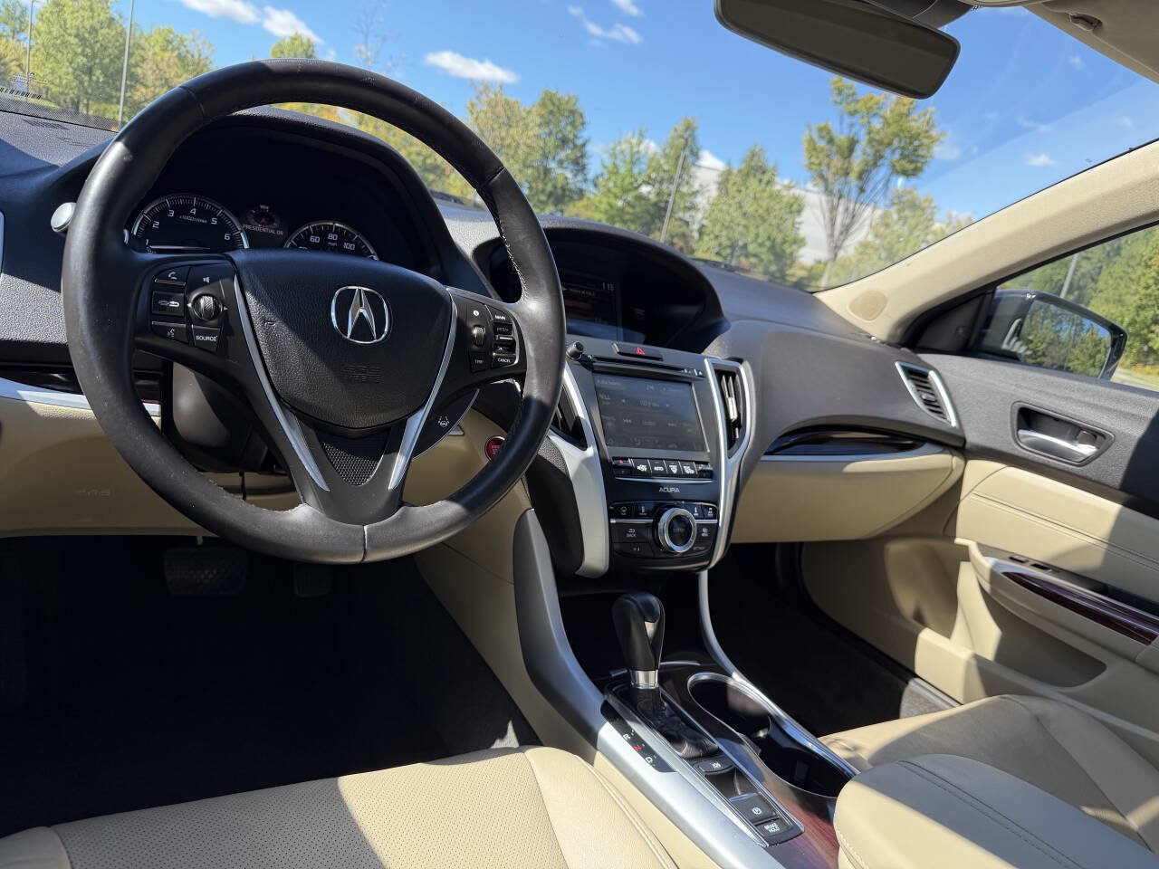 Used 2016 Acura TLX w/ Technology Package FWD image 22