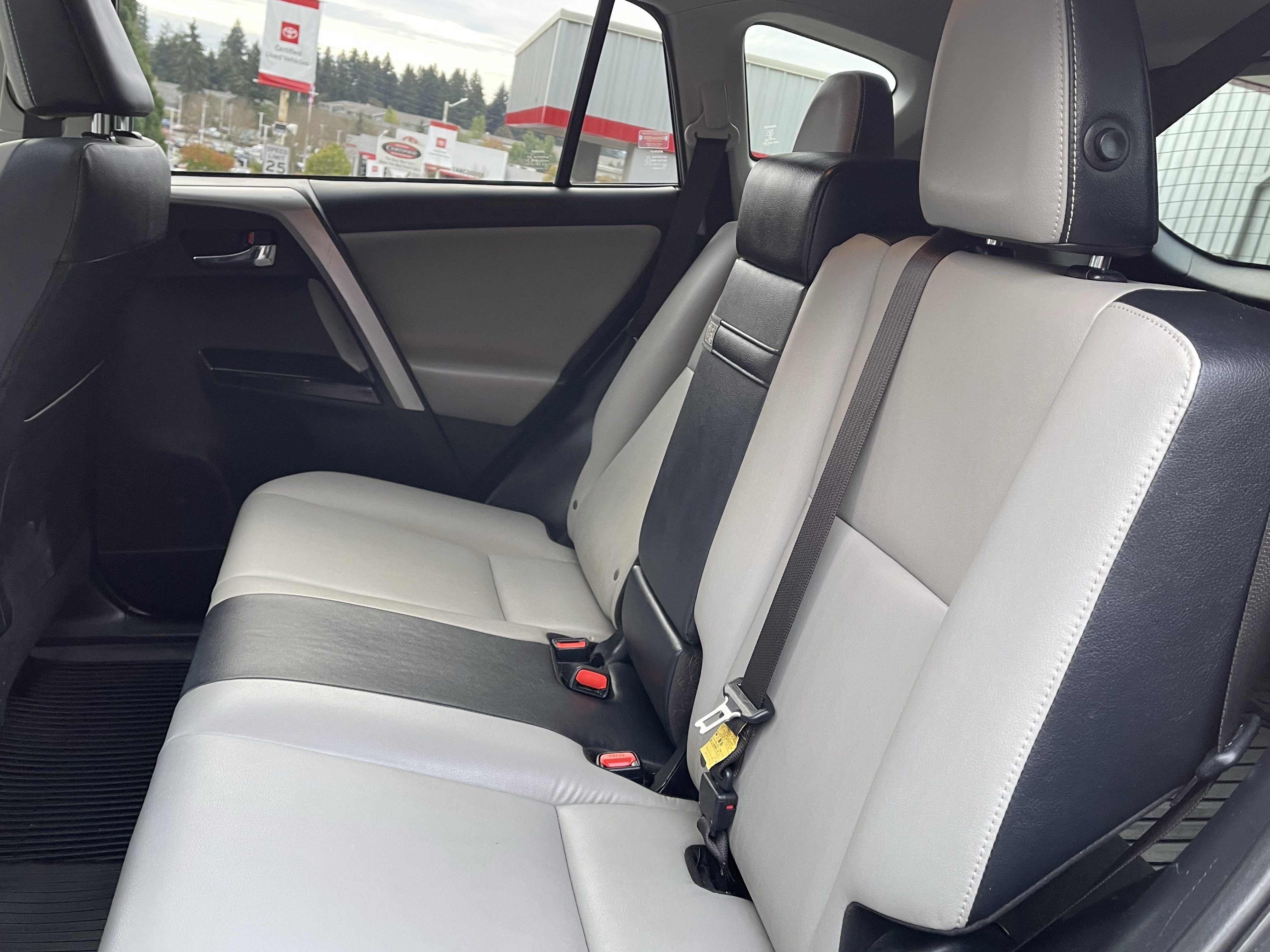 Used 2017 Toyota RAV4 Limited w/ Advanced Technology Package AWD/4WD image 14