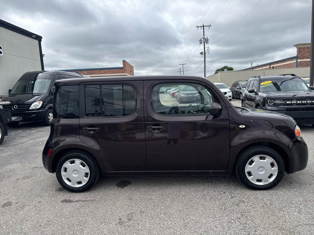 Used 2011 Nissan Cube 1.8 S w/ Interior Designer Pkg FWD image 5