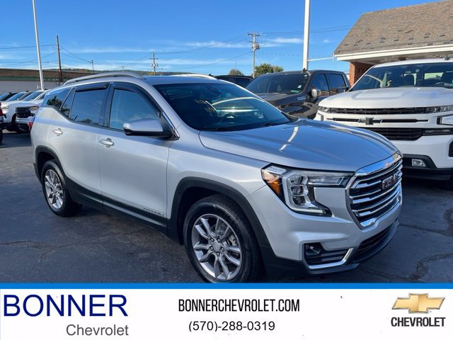 Used 2022 GMC Terrain SLT w/ Infotainment Package II AWD/4WD image 1