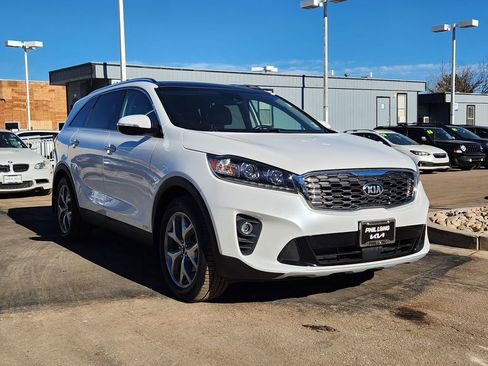 Used 2019 Kia Sorento EX image 3