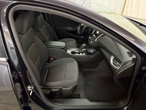 Used 2023 Chevrolet Malibu LT FWD image 20