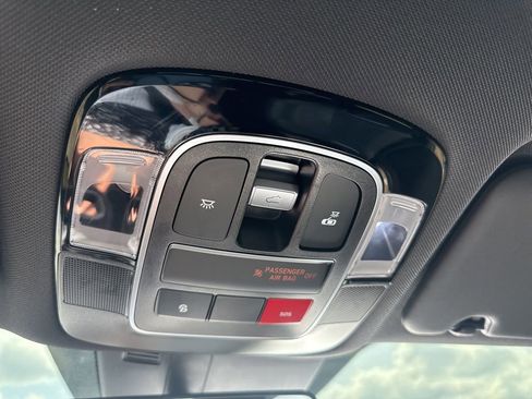 Used 2024 Hyundai Santa Cruz Limited image 23