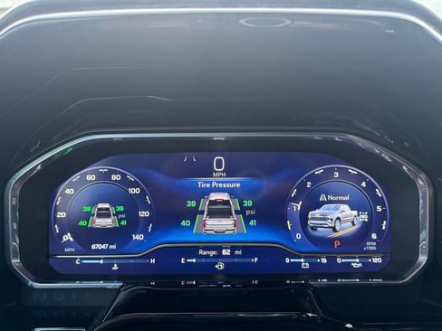 Used 2022 Chevrolet Silverado 1500 LTZ image 5