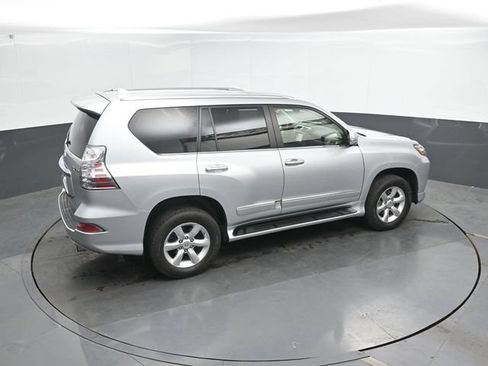 Used 2017 Lexus GX 460 w/ Navigation Package AWD/4WD image 29