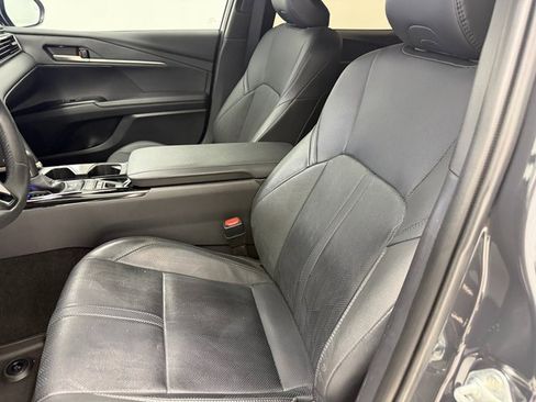 Used 2025 Toyota Camry XSE image 27