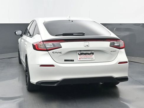 Used 2022 Honda Civic Sport image 4