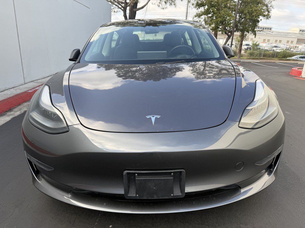 Used 2023 Tesla Model 3 Standard Range RWD image 6