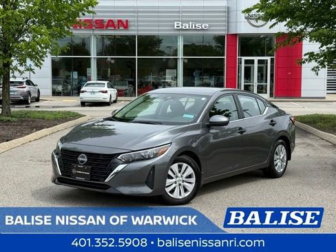 Used 2025 Nissan Sentra S FWD image 1