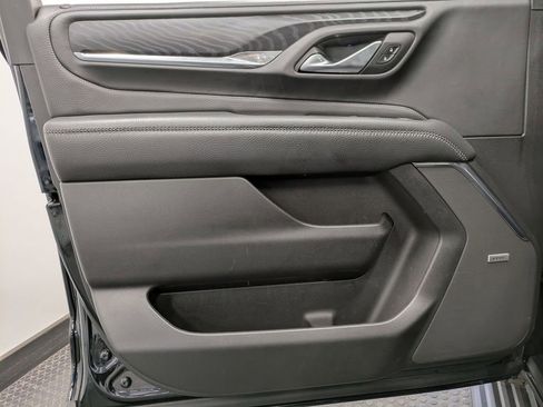 Used 2022 GMC Yukon Denali AWD/4WD image 8