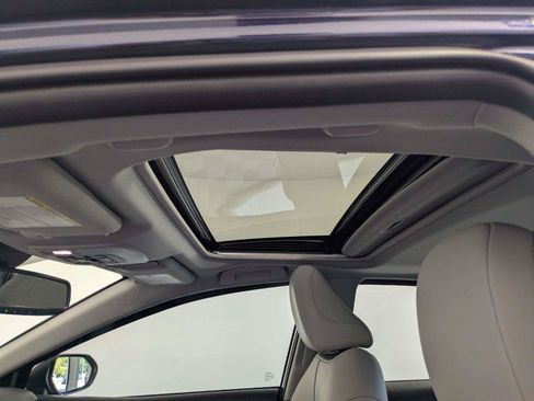 Certified 2022 Toyota Camry SE w/ Convenience Package FWD image 13