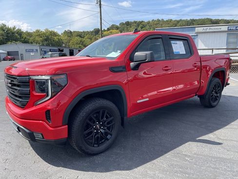 Used 2023 GMC Sierra 1500 Elevation image 2