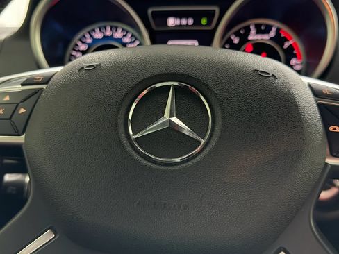 Used 2017 Mercedes-Benz G 63 AMG 4MATIC image 23